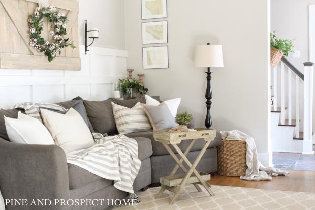 Fall living room