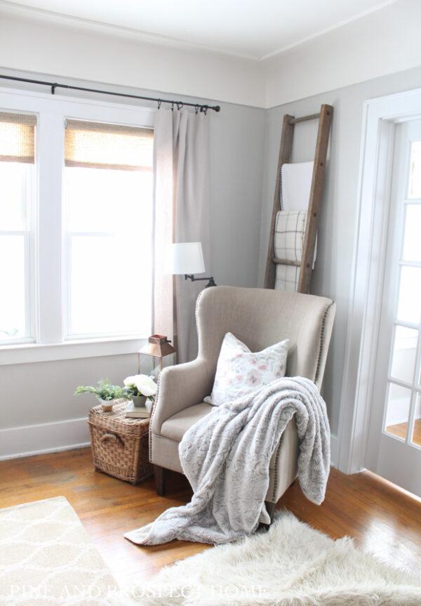 DIY Bath Towel Throw Pillow Cover Tutorial