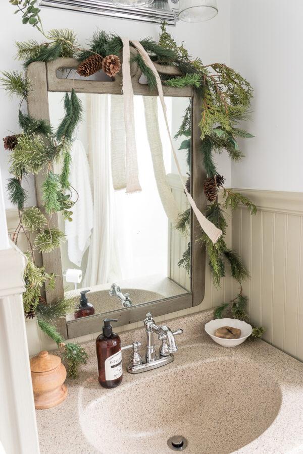 My Thrifty Christmas Bathroom Ideas: Sharing Seasonal Inspiration For A ...