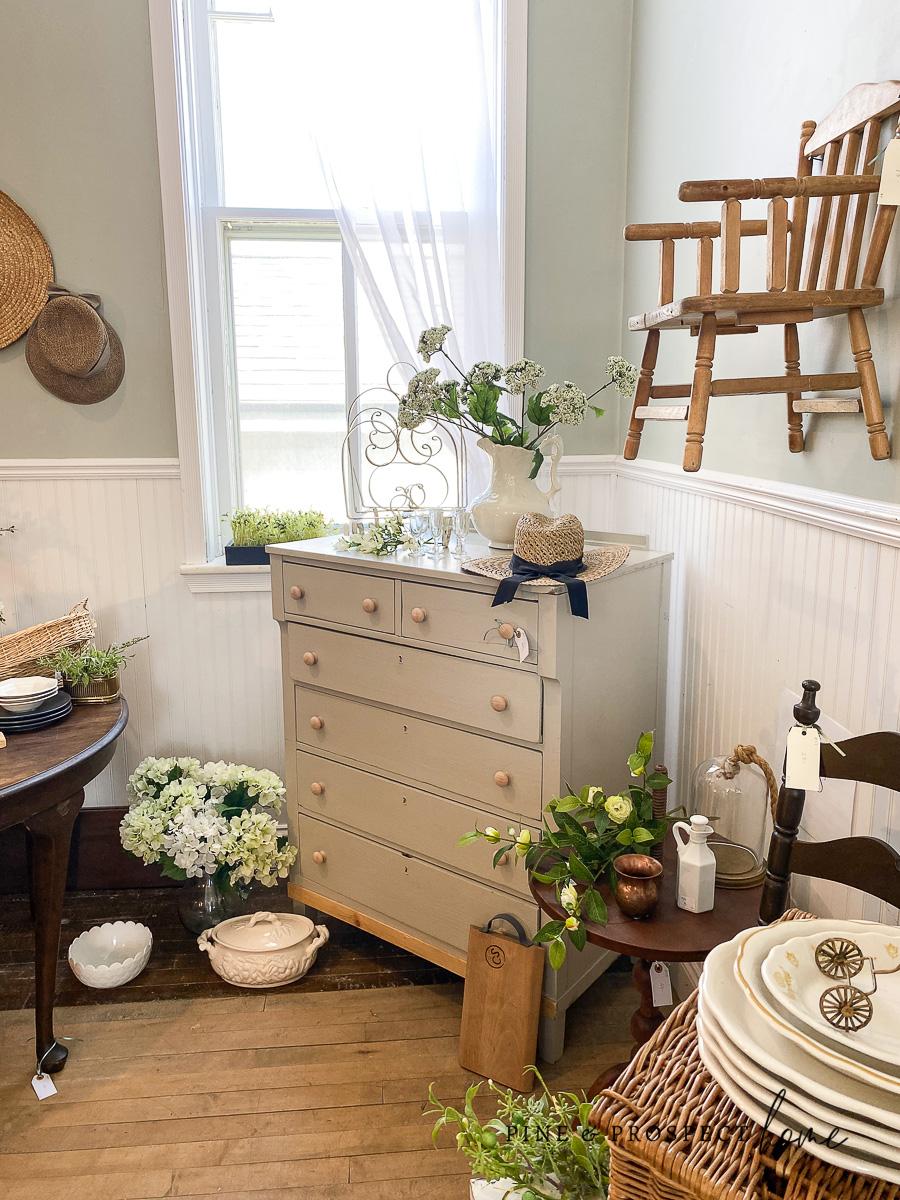 Starting an Antique Booth on a Small Budget - What I've Learned - Pine ...