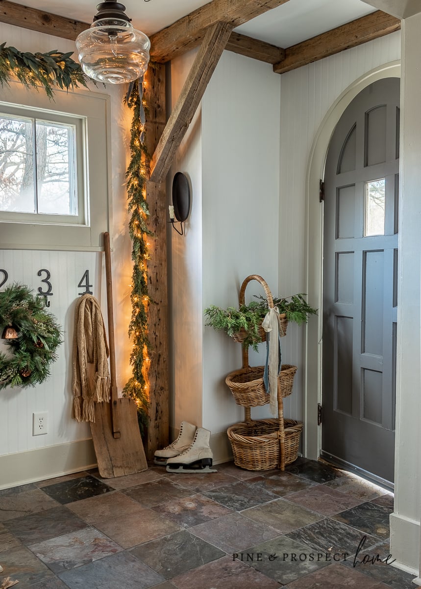 Vintage Inspired Christmas Home Tour - Pine and Prospect Home
