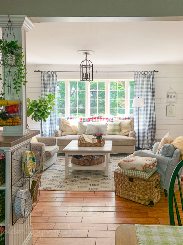 summer, summer decor, summer decor ideas, summer decor inspiration, summertime, summery, living room, entryway, kitchen, dining room, sun hat, flowers, fresh flowers, blooms, stems, yard, garden, outdoors, outside, basket, baskets, linen, cotton, throw pillows, throw blanket, white, cream, candles, clean candles, wicker, house plants, chairs, tea towel, fresh fruit, bowls, bowl, bright, simple, airy, light, sunshine, pool, patio, hammock, pea gravel patio, beautiful, home decor, beautiful home decor, cottage style, cottage style home, cottage style home decor, season, seasonal, seasonal decor
