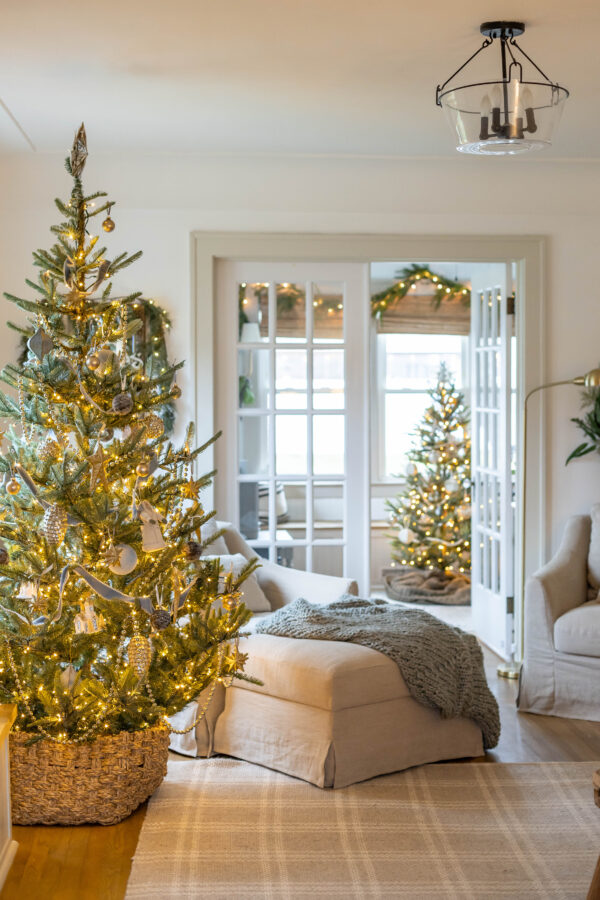 A Cozy Christmas Home Tour: Thrifted Finds, DIYs, and Vintage Decor ...