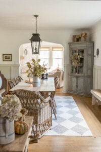 Fall Corner Hutch