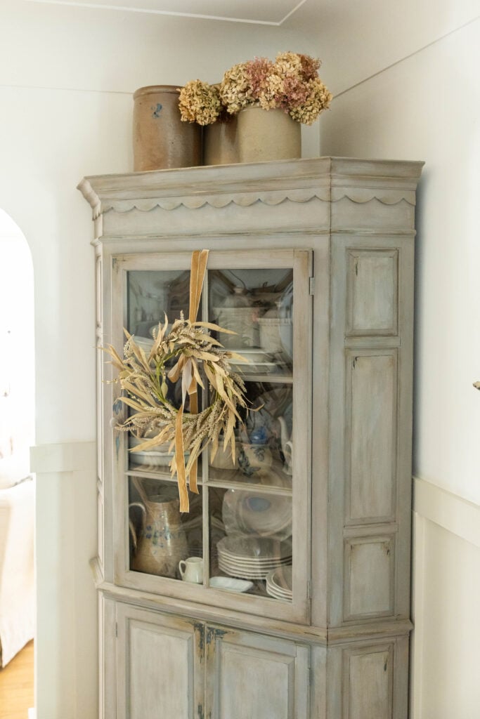 things that don't have to match when decorating