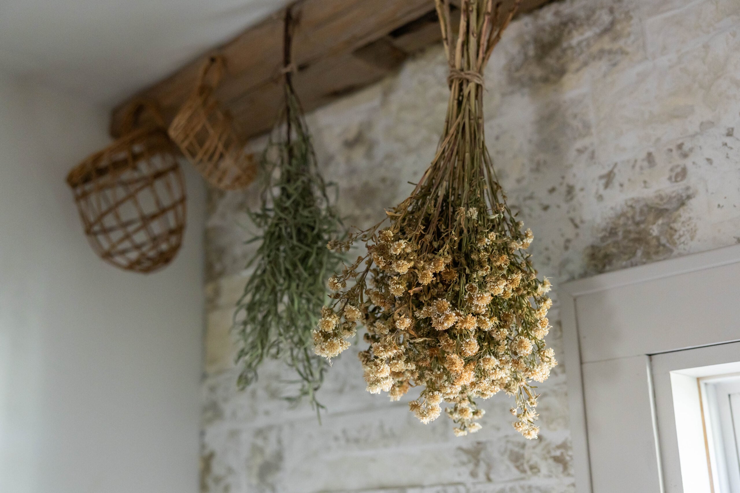 Dried stem fall decor
