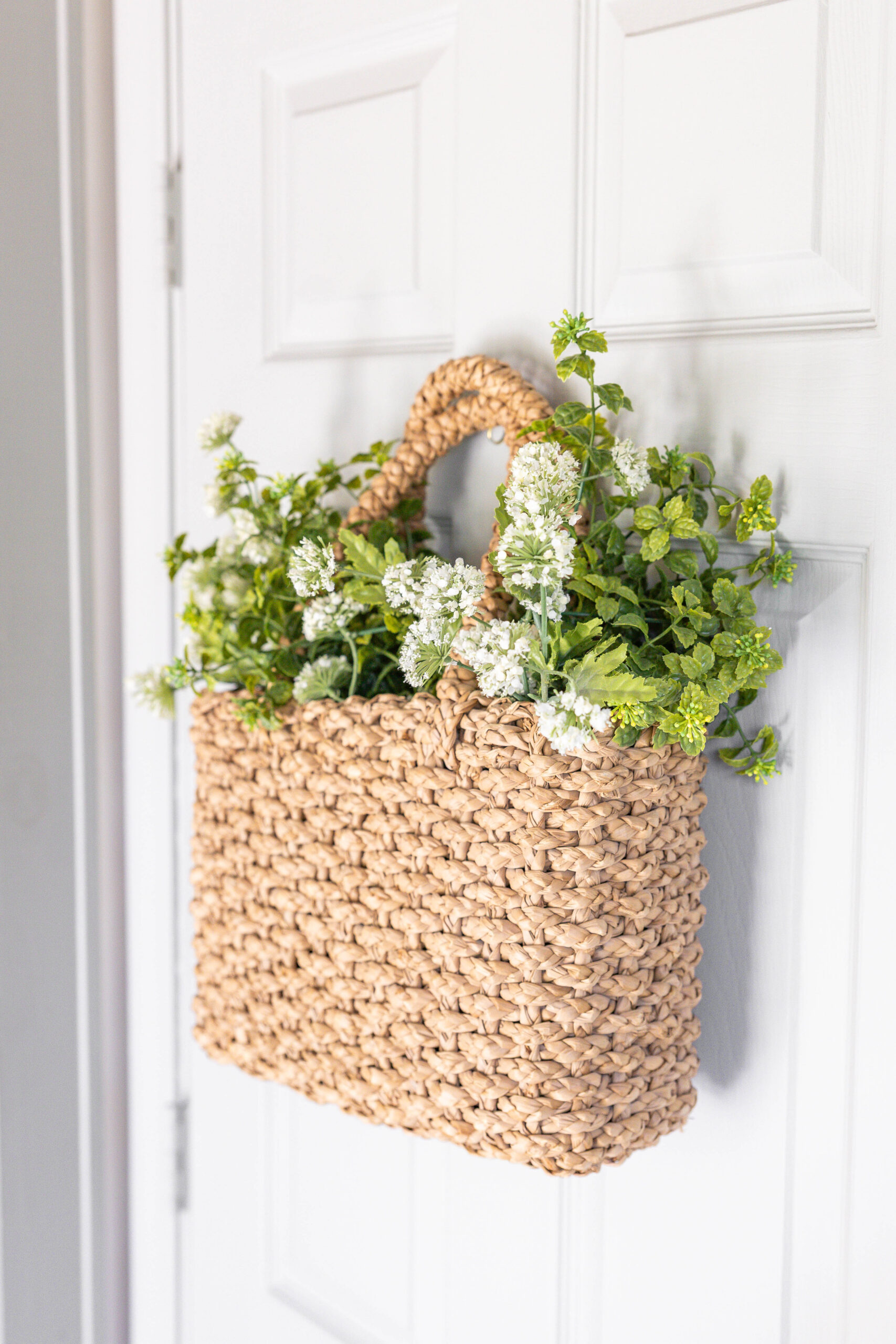 Entryway door basket